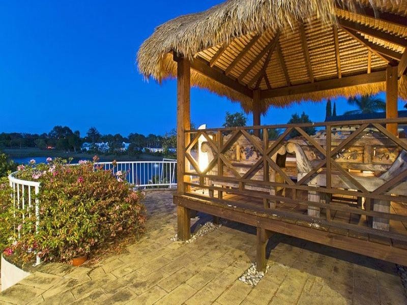 83 Cabana Boulevard, Benowa Waters QLD 4217