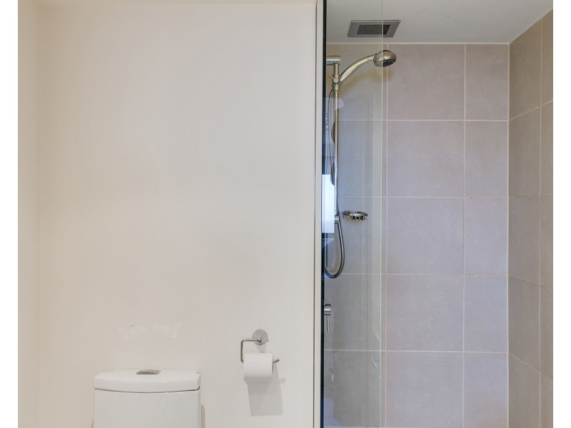 15C and 15D Breakers North 50 Old Burleigh Road, Surfers Paradise QLD 4217