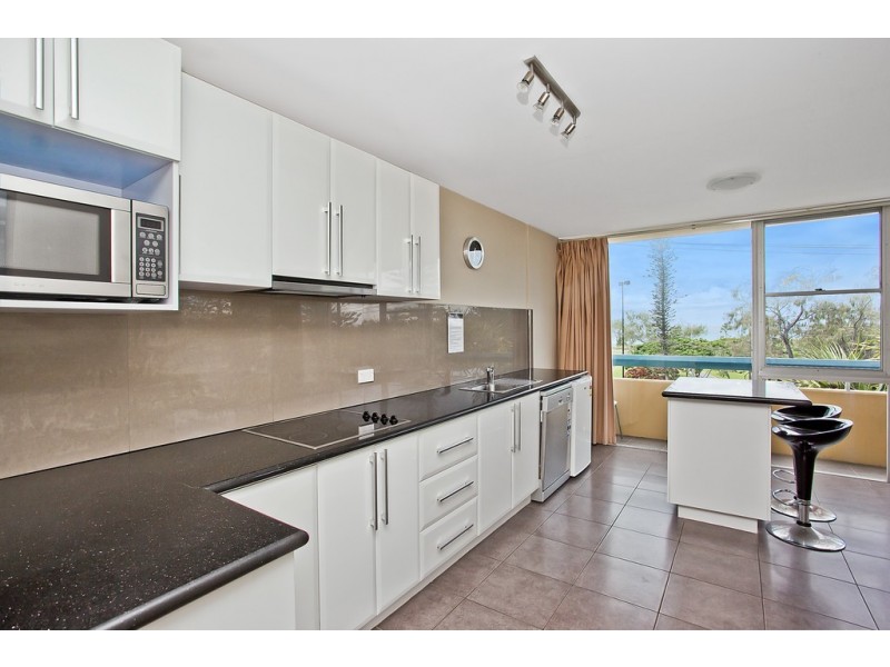 306 ‘Hi Ho’ 2 Queensland Avenue, Broadbeach QLD 4218