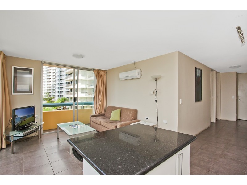 306 ‘Hi Ho’ 2 Queensland Avenue, Broadbeach QLD 4218