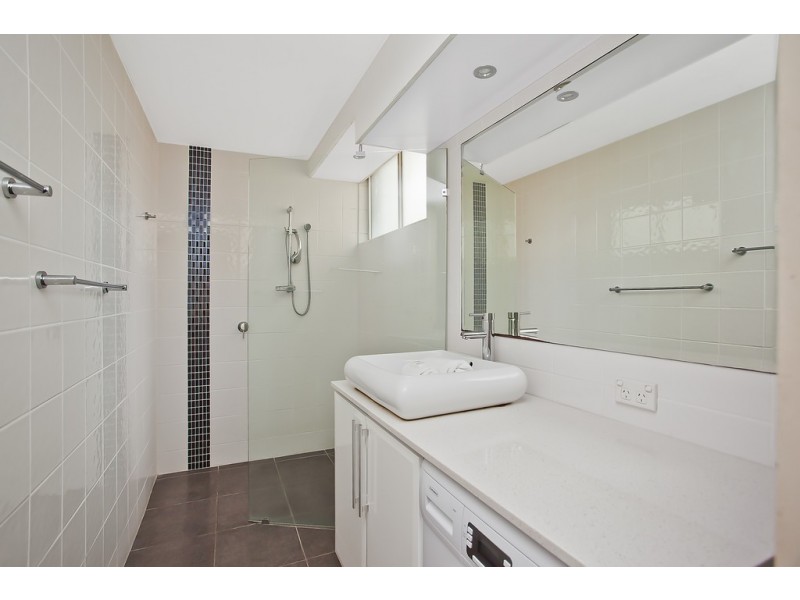 306 ‘Hi Ho’ 2 Queensland Avenue, Broadbeach QLD 4218