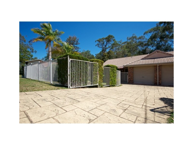 1/72 Usher Avenue, Labrador QLD 4215