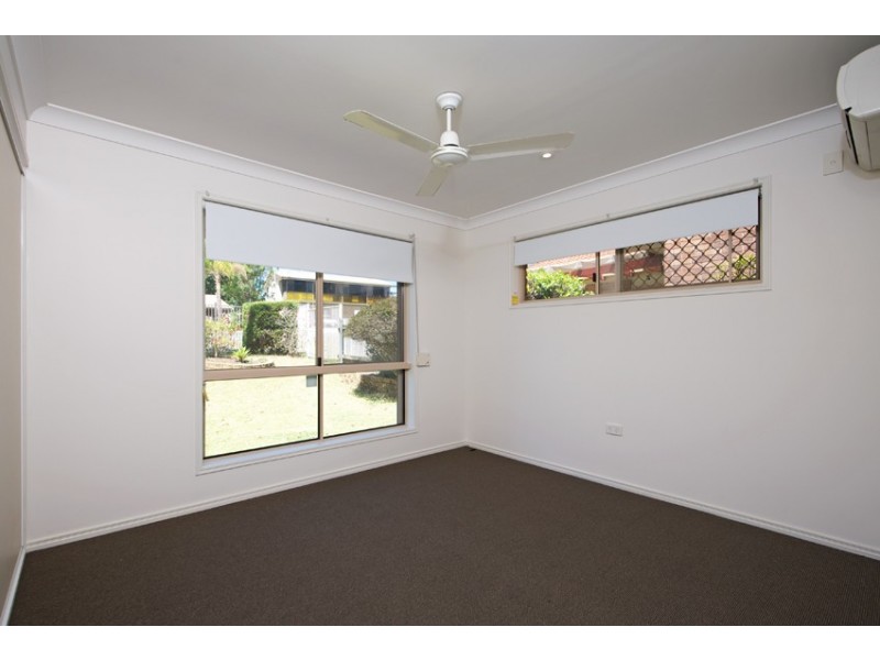 1/72 Usher Avenue, Labrador QLD 4215