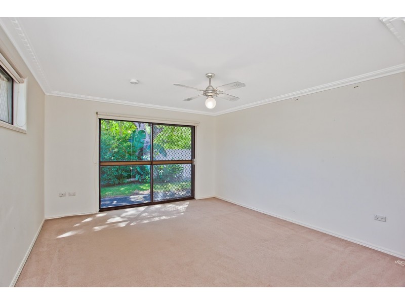 56 Arcadia Drive, Mermaid Waters QLD 4218