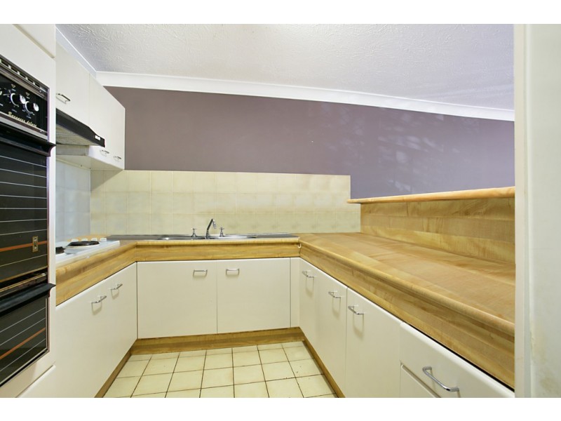 5/92 Stanhill Drive, Chevron Island QLD 4217