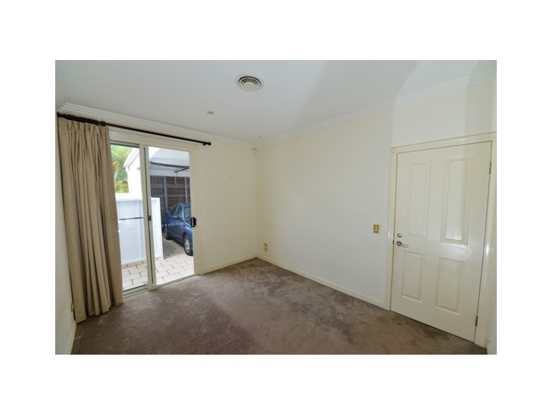 13 ‘Raffles’ 103 Salerno Street, Isle Of Capri QLD 4217