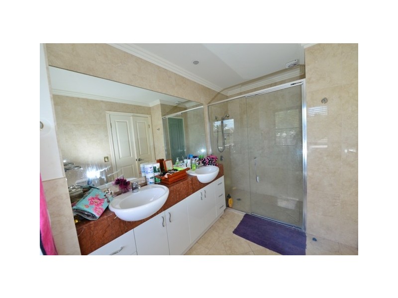 13 ‘Raffles’ 103 Salerno Street, Isle Of Capri QLD 4217