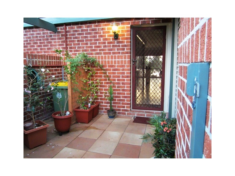 64 ‘The Lakes At Island Quay’ 7-9 Santa Cruz Blvd, Clear Island Waters QLD 4226