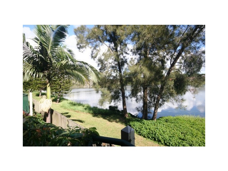 64 ‘The Lakes At Island Quay’ 7-9 Santa Cruz Blvd, Clear Island Waters QLD 4226