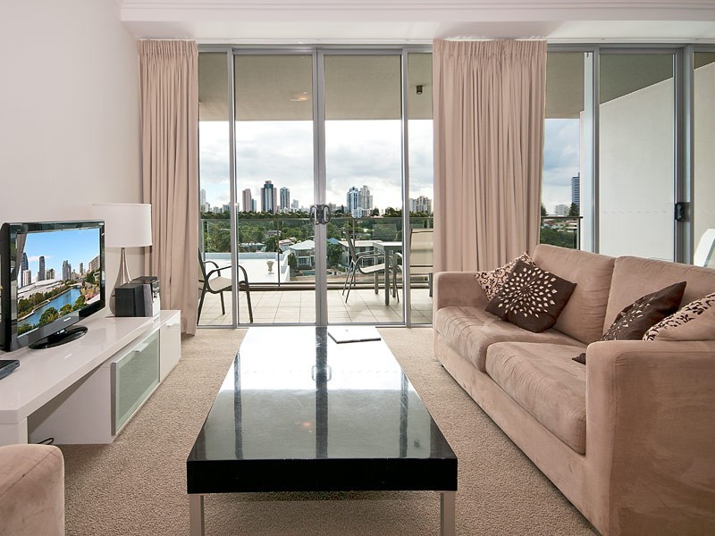 2501 ‘Freshwater Point’ 33 TE Peters Drive, Broadbeach QLD 4218