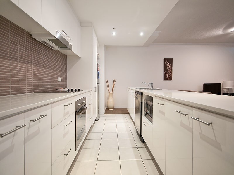 2501 ‘Freshwater Point’ 33 TE Peters Drive, Broadbeach QLD 4218