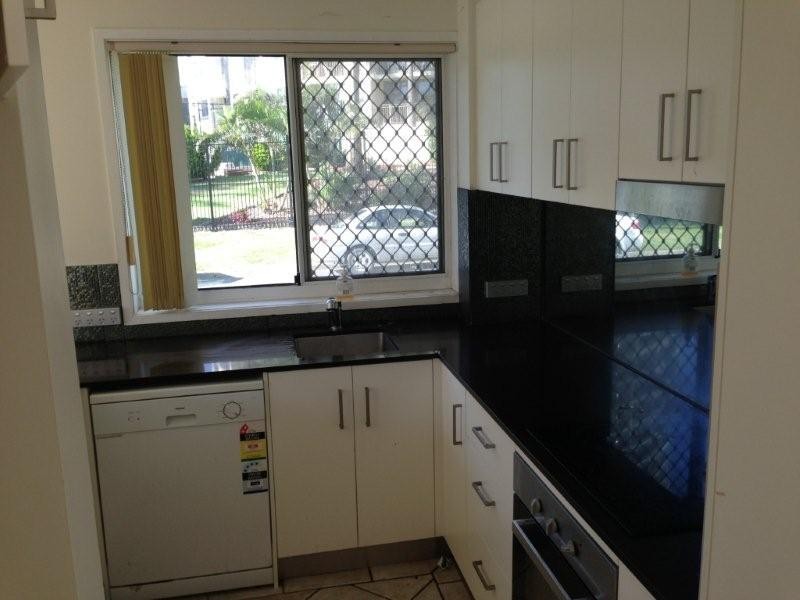 6/14 Jefferson Lane, Palm Beach QLD 4221