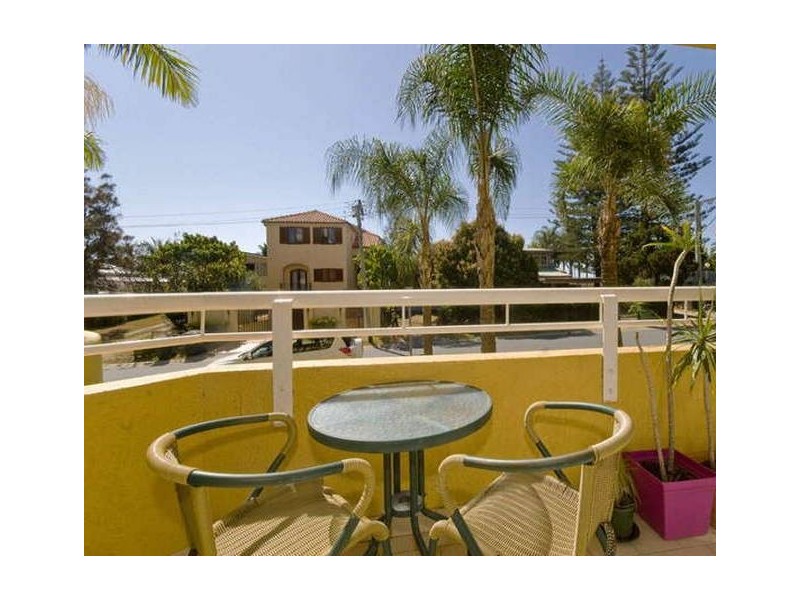 6/14 Jefferson Lane, Palm Beach QLD 4221