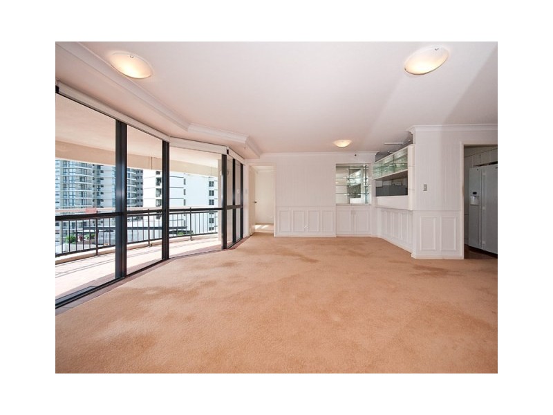 112 ‘Victoria Square’ 15 Victoria Avenue, Broadbeach QLD 4218