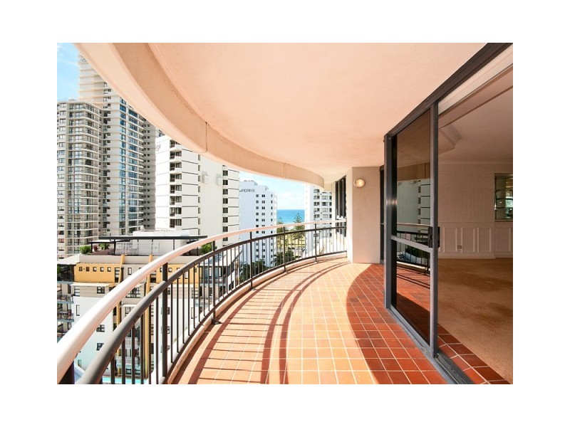 112 ‘Victoria Square’ 15 Victoria Avenue, Broadbeach QLD 4218