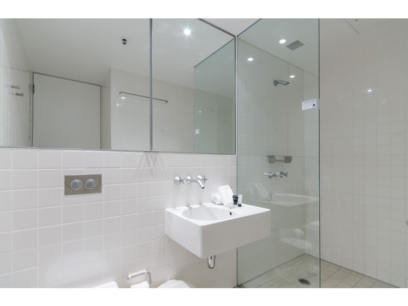 1306 ‘Air on Broadbeach’ 159 Old Burleigh Road, Broadbeach QLD 4218