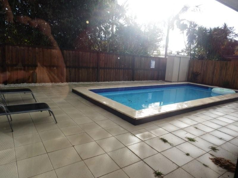 31 Allawah St, Bundall QLD 4217