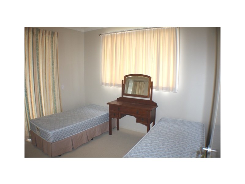 1/49 Avanti Street, Mermaid Waters QLD 4218