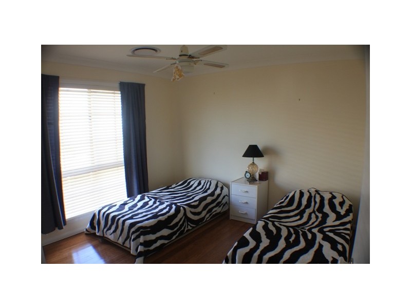 9 Antigua Way, Clear Island Waters QLD 4226