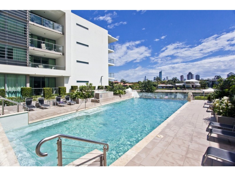 2216 ‘Freshwater Point’ 33 T.E. Peters Drive, Broadbeach Waters QLD 4218