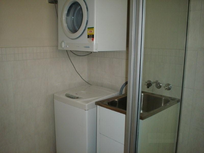 7/5 ‘Queensleigh’ Queensland Avenue, Broadbeach QLD 4218