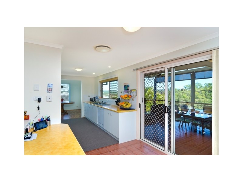 32 Pago Terrace, Pacific Pines QLD 4211