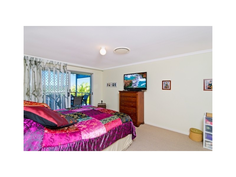 32 Pago Terrace, Pacific Pines QLD 4211