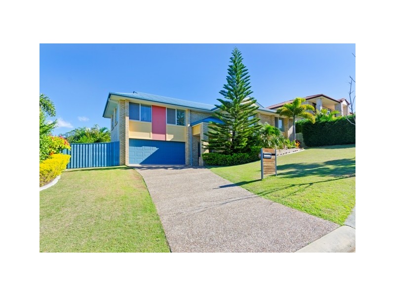 32 Pago Terrace, Pacific Pines QLD 4211