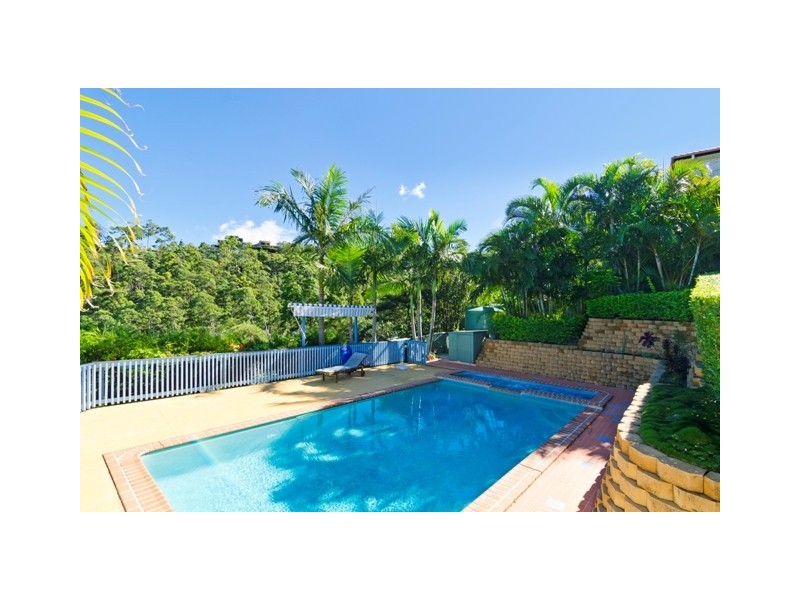 32 Pago Terrace, Pacific Pines QLD 4211