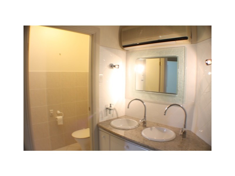 652 Tallebudgera Creek Rd, Tallebudgera Valley QLD 4228