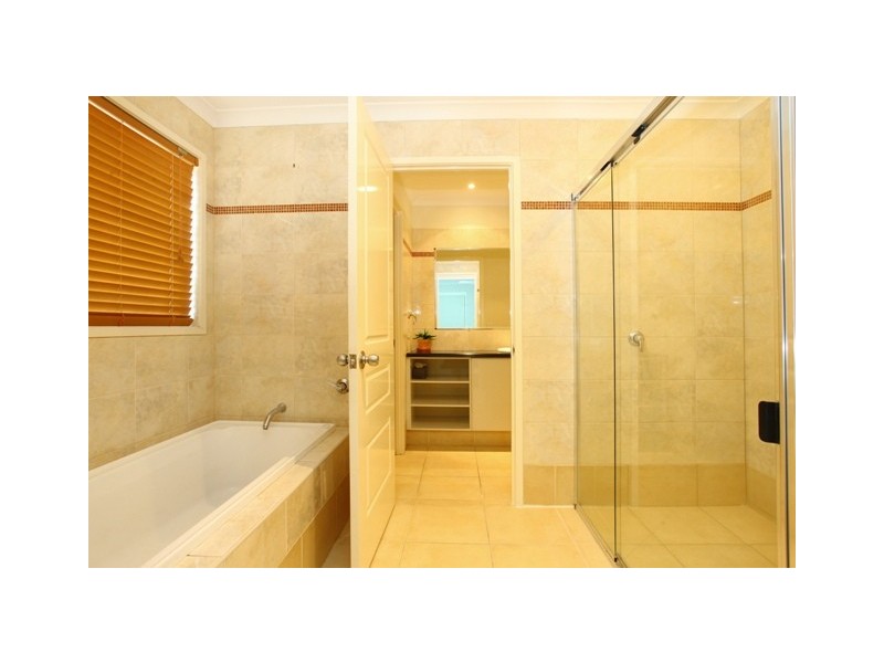 6 Wyllie Court, Reedy Creek QLD 4227