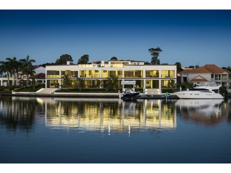 7313 Bayside Close, Sanctuary Cove QLD 4212