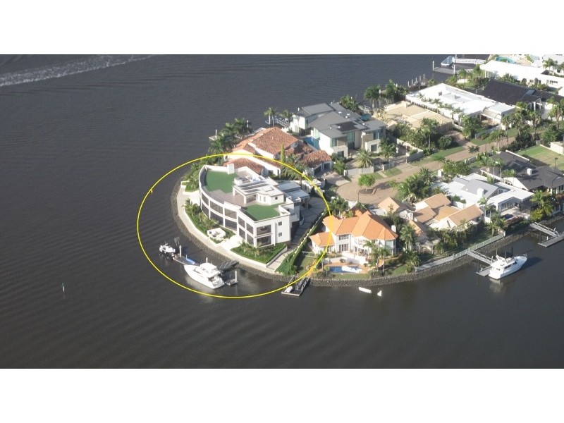 7313 Bayside Close, Sanctuary Cove QLD 4212