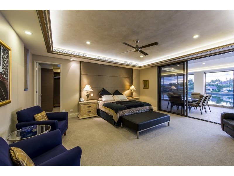 7313 Bayside Close, Sanctuary Cove QLD 4212