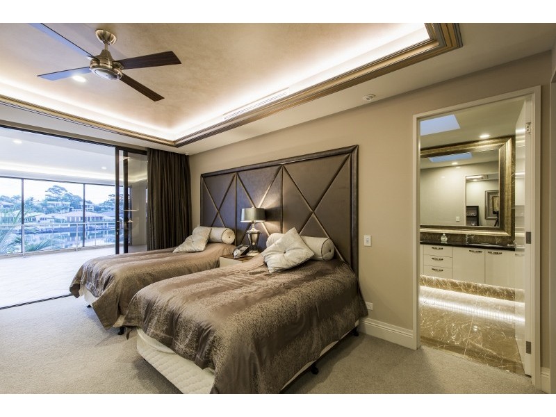 7313 Bayside Close, Sanctuary Cove QLD 4212