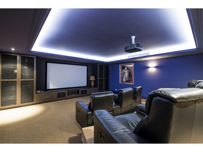 7313 Bayside Close, Sanctuary Cove QLD 4212