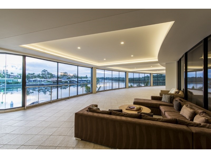 7313 Bayside Close, Sanctuary Cove QLD 4212