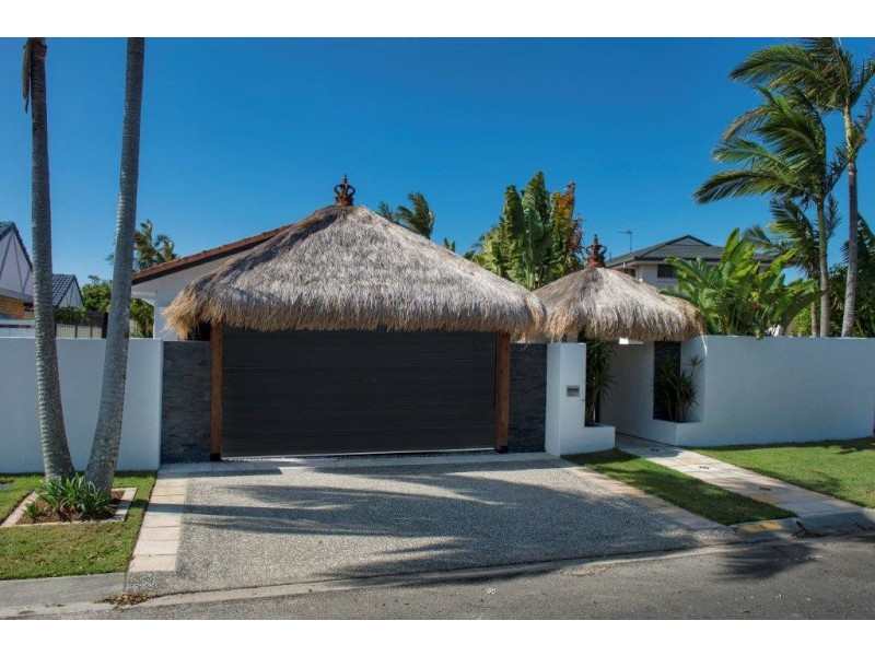 6 Moola Court, Broadbeach Waters QLD 4218