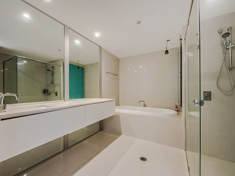 5904 ‘Q1′ 9 Hamilton Avenue, Surfers Paradise QLD 4217