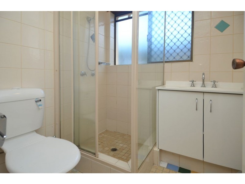 2/17 Frederick Street, Surfers Paradise QLD 4217