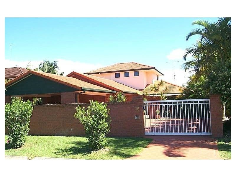36 Claymore Crescent, Sorrento QLD 4217