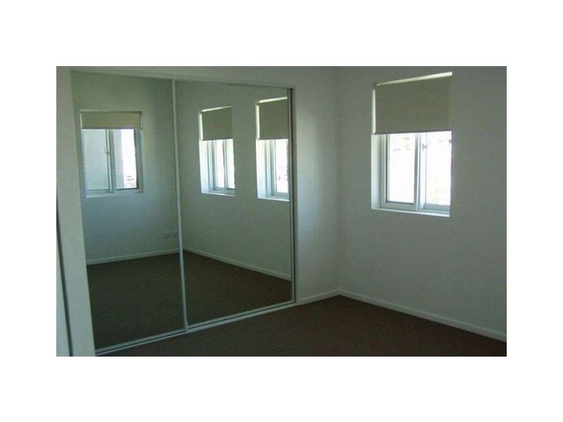 17/18-20 Rose Street, Southport QLD 4215