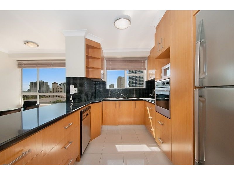 22/15 Pacific Street, Main Beach QLD 4217