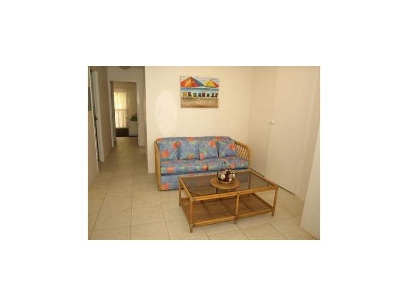 8/117 Old Burleigh Road, Broadbeach QLD 4218