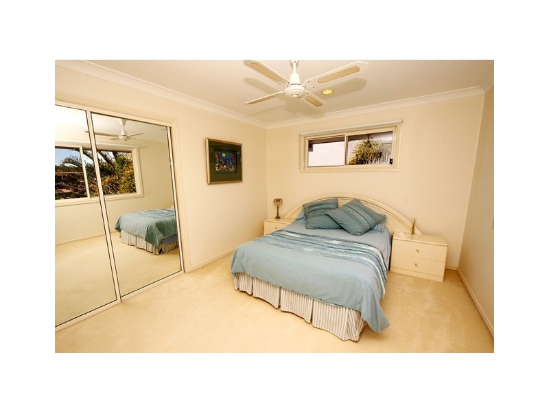 13 Ardrossan Place, Highland Park QLD 4211