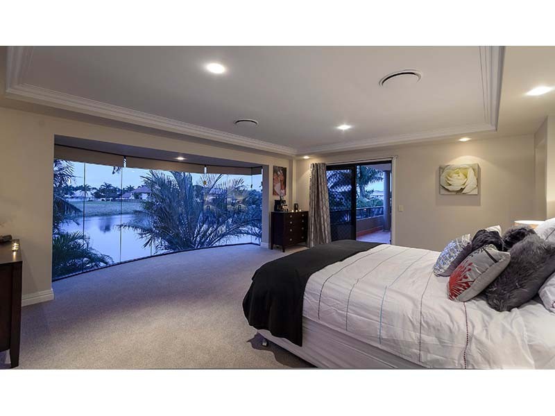 5 Montevideo Drive, Clear Island Waters QLD 4226