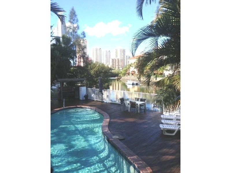 2/37 Peninsular Drive, Surfers Paradise QLD 4217