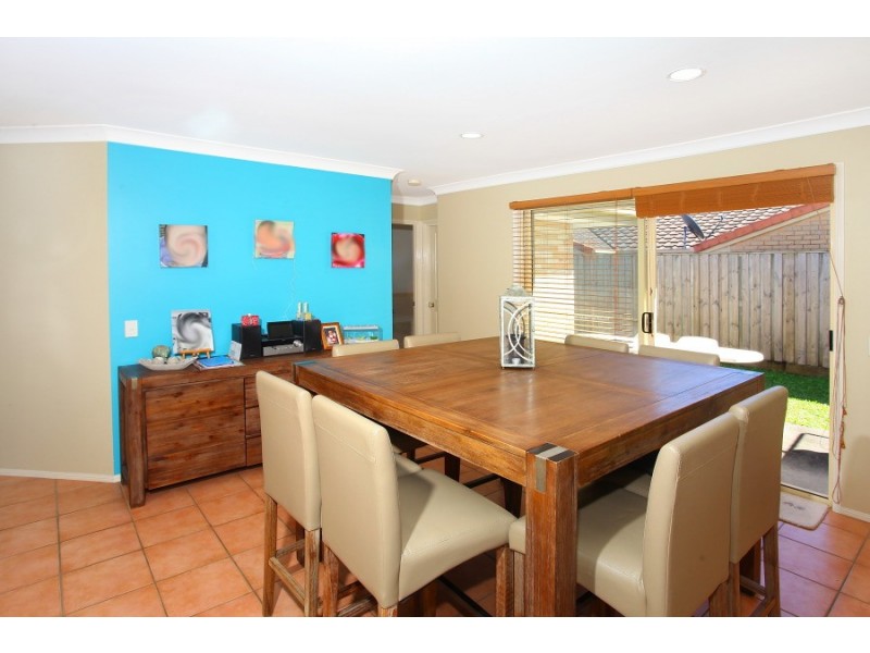 12 Griffon Street, Merrimac QLD 4226