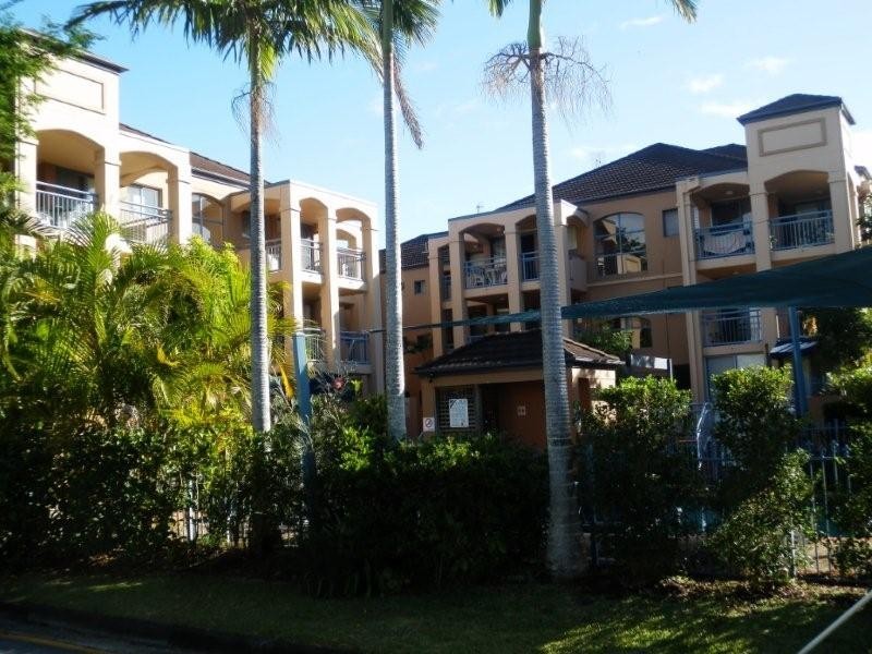 17/4-10 Monte Carlo Avenue, Surfers Paradise QLD 4217