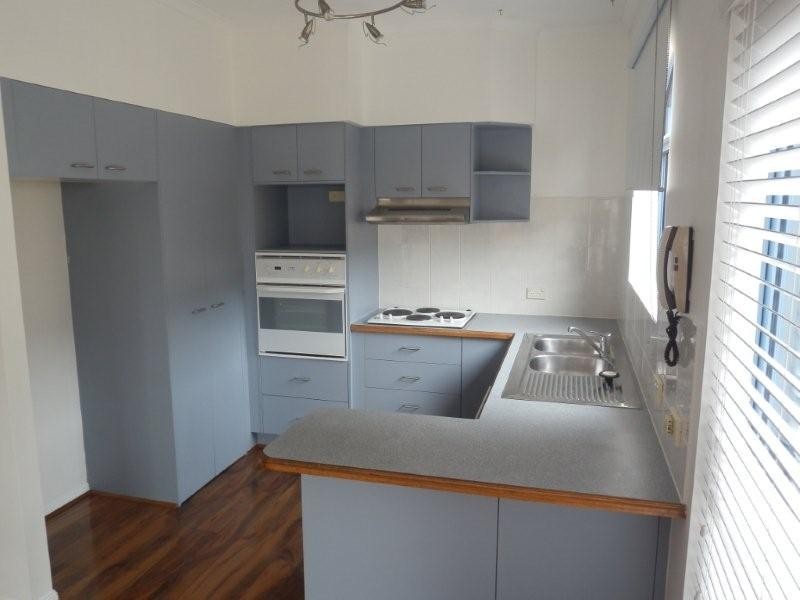 17/4-10 Monte Carlo Avenue, Surfers Paradise QLD 4217